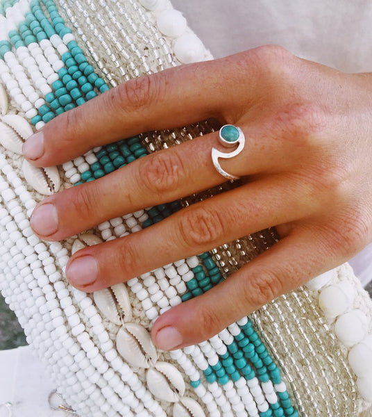 MERMAID COLLECTIVE Turquoise Wave Ring